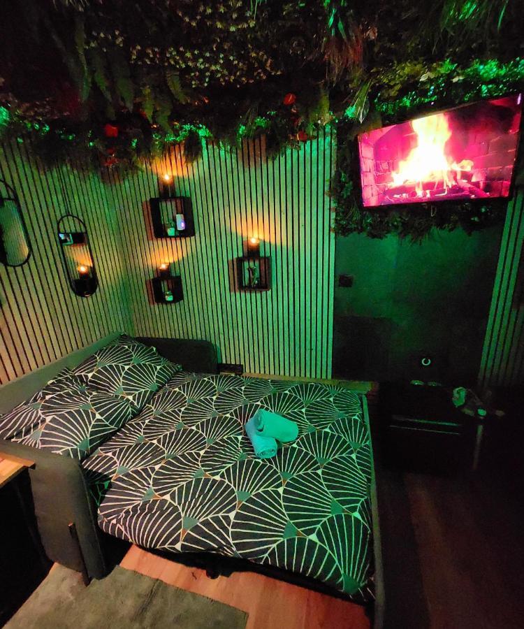 Jungle House Avec Jacuzzi A 10 Min De Disneyland -Taille Chambre- Conde-Sainte-Libiaire Ngoại thất bức ảnh